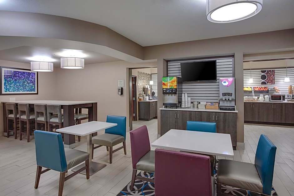 La Quinta Inn & Suites by Wyndham Batavia