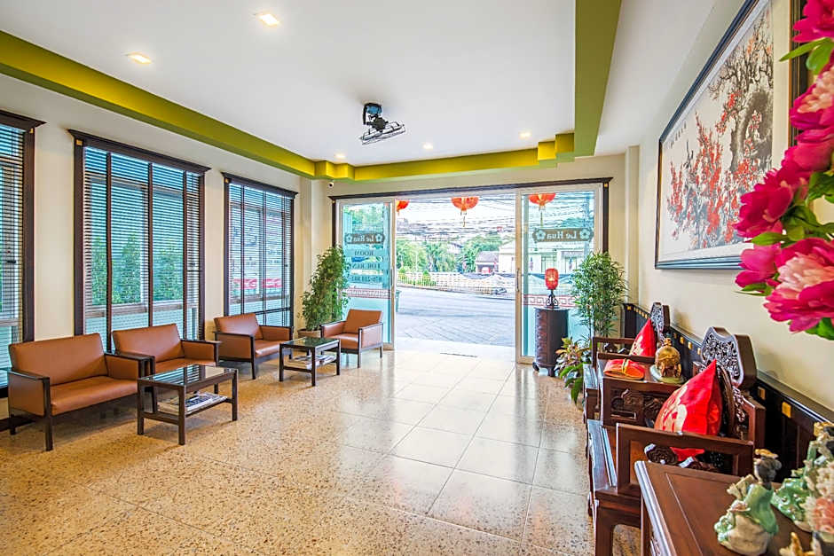 Le Hua Hotel