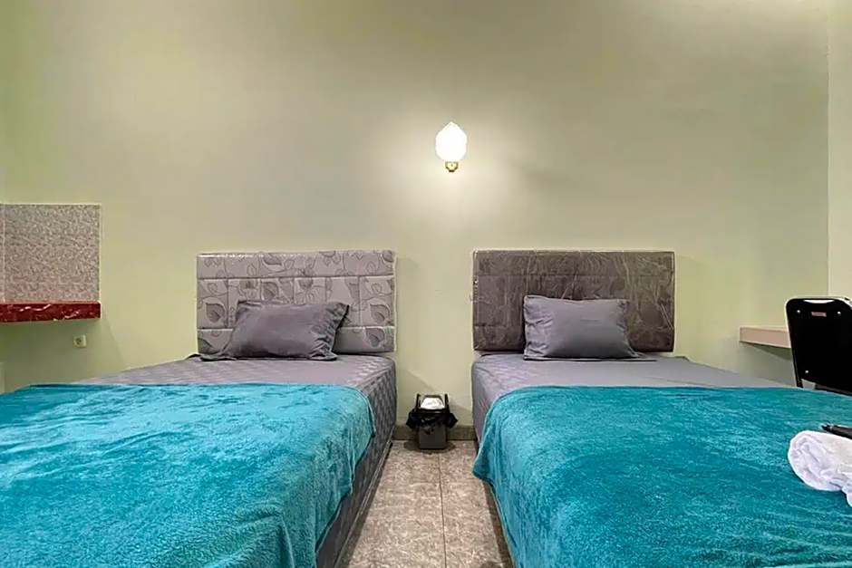 Trubus Guesthouse Syariah Magelang Mitra RedDoorz