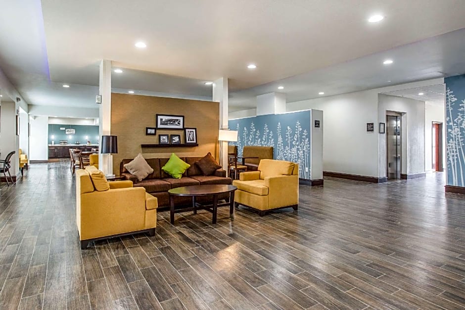 Sleep Inn & Suites