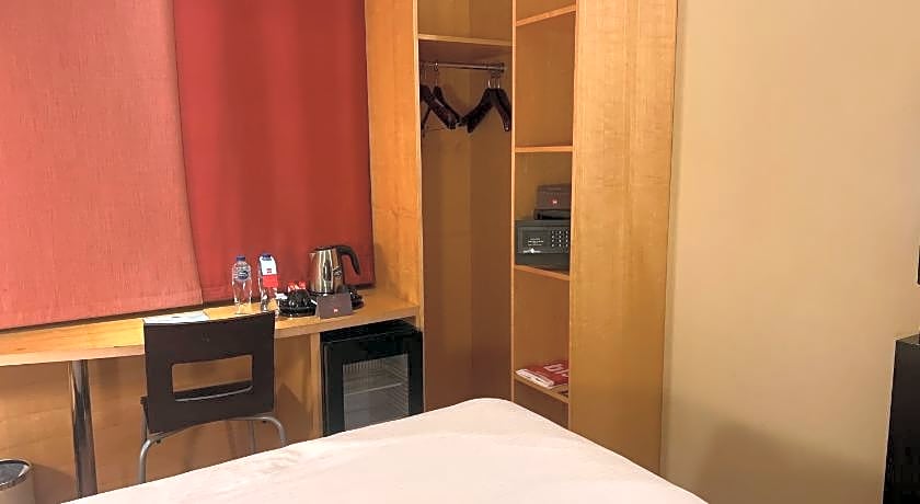 Ibis Yanbu Saudi Arabia Hotel