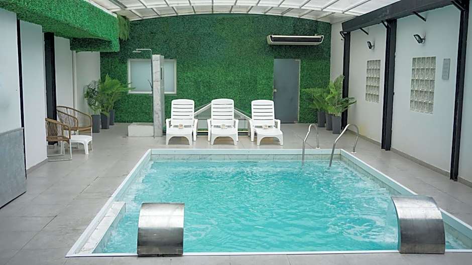 Ker Recoleta Hotel