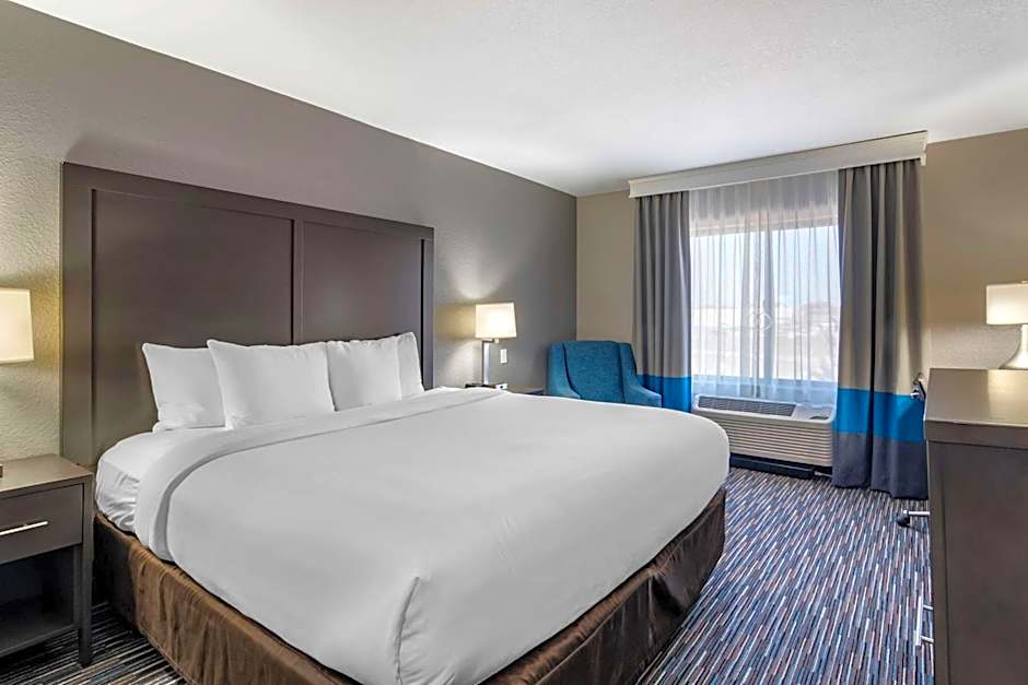 Comfort Inn & Suites Emporia