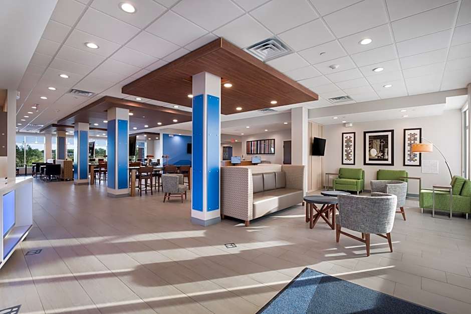Holiday Inn Express & Suites Chicago - Hoffman Estates By IHG