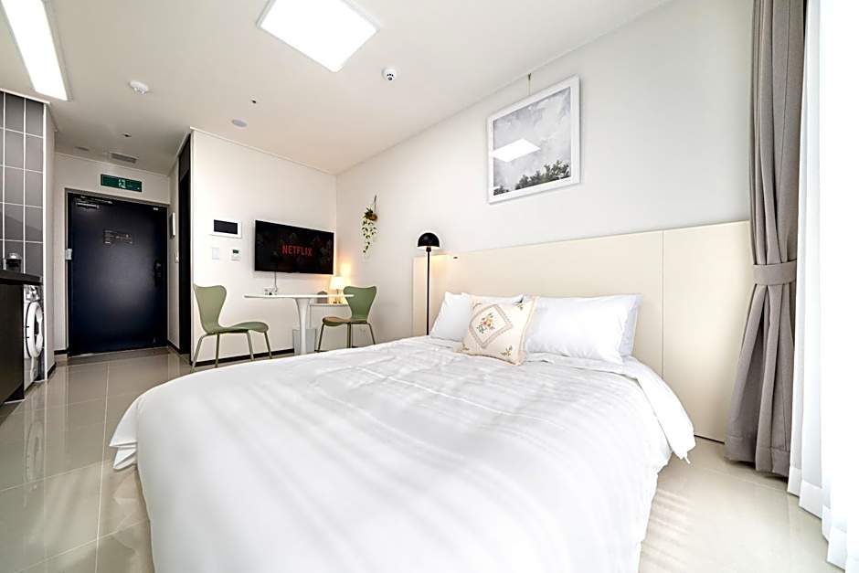Urbanstay Busan Cityhall