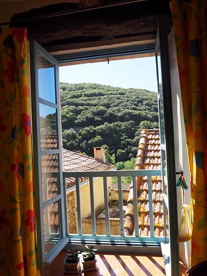 Chambre d'hôtes Le Rougeyras