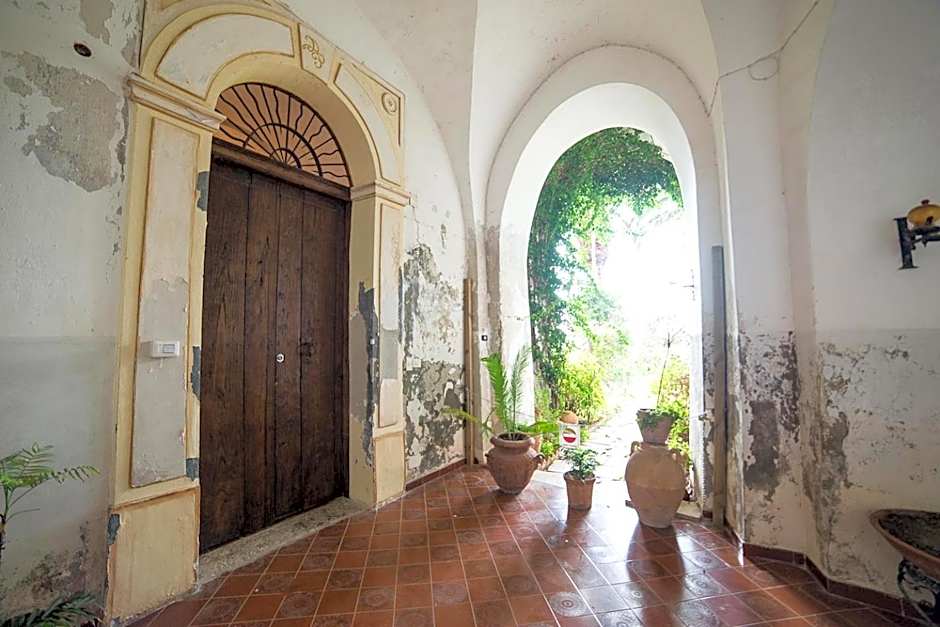 B&B Bouganville