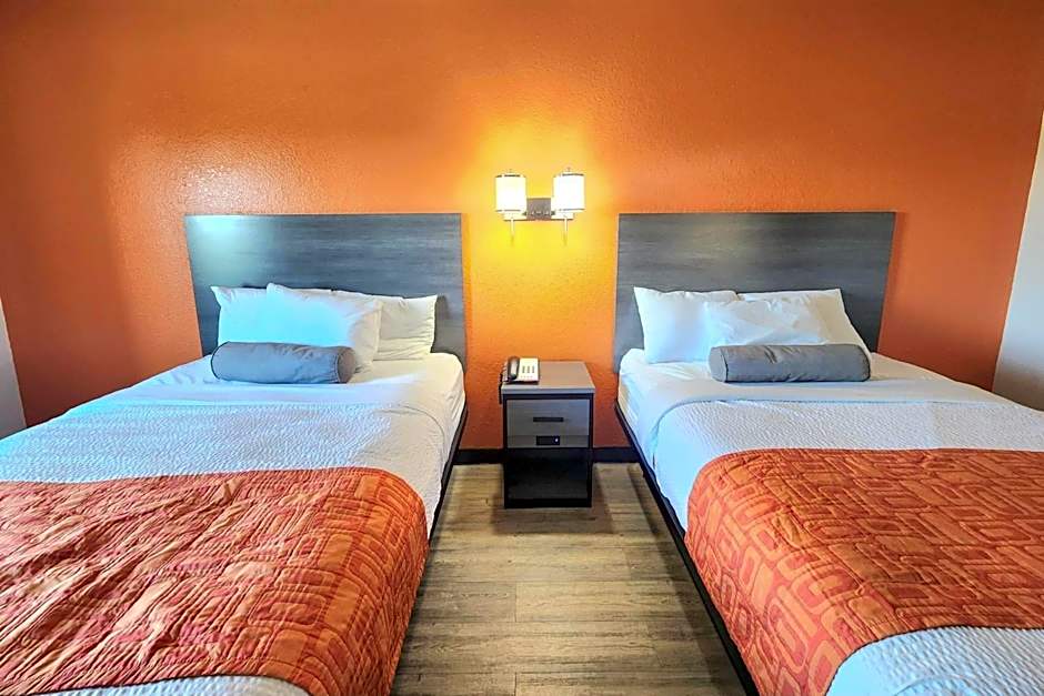 Howard Johnson by Wyndham Galveston