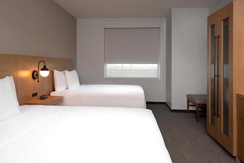 Hyatt Place Pena Station/Denver Airport