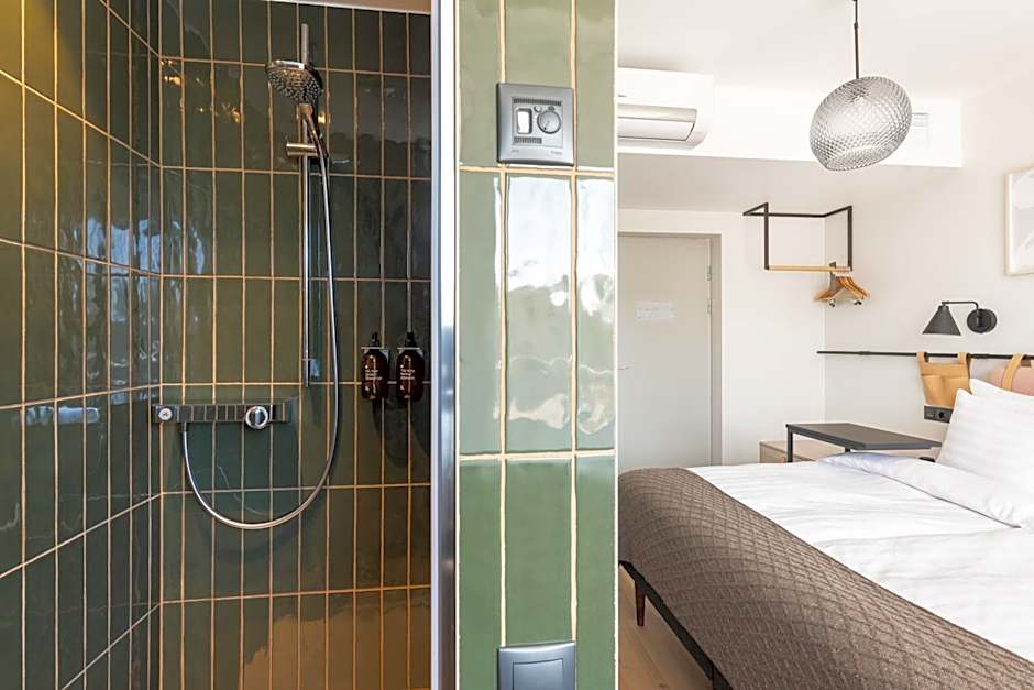 Oru Hub Hotel Tallinn - Handwritten Collection