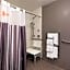La Quinta Inn & Suites by Wyndham Atlanta Alpharetta