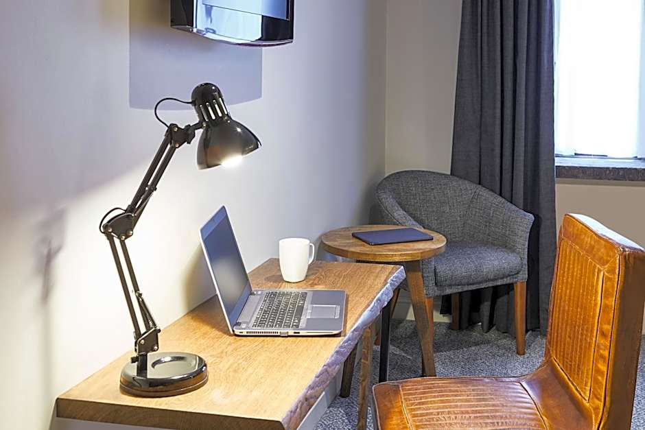 Mercure Barnsley Tankersley Manor Hotel