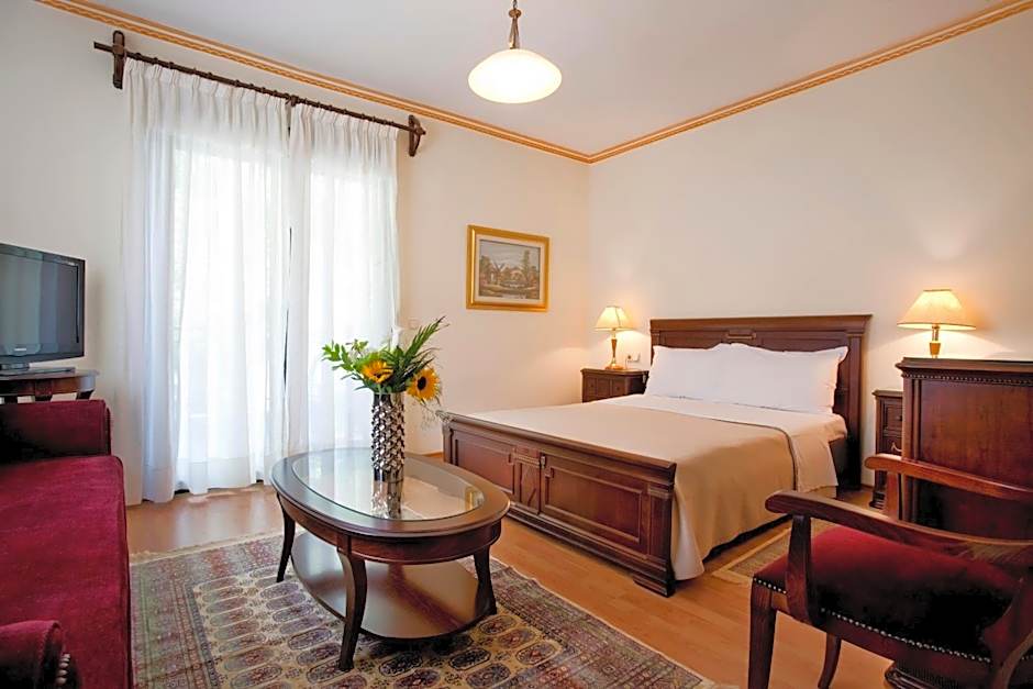 Kymata Hotel
