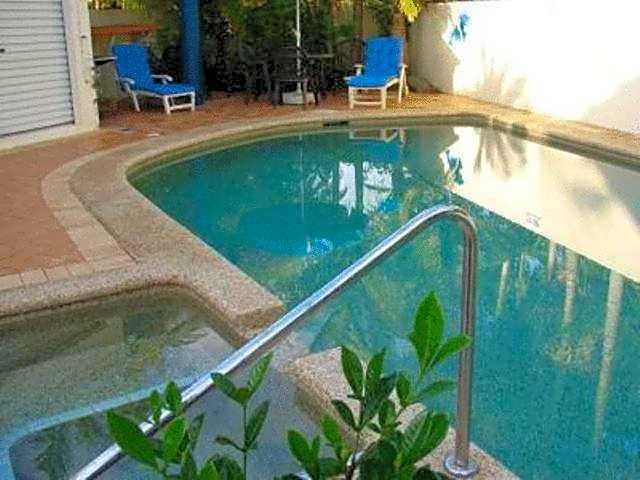 Portside Noosa Waters Hotel