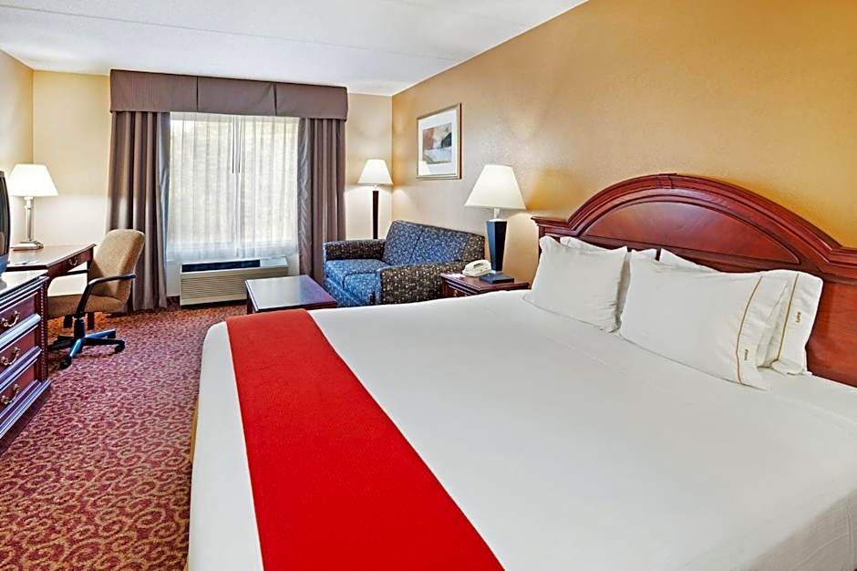Holiday Inn Express Hotel And Suites Kings Mountain By IHG