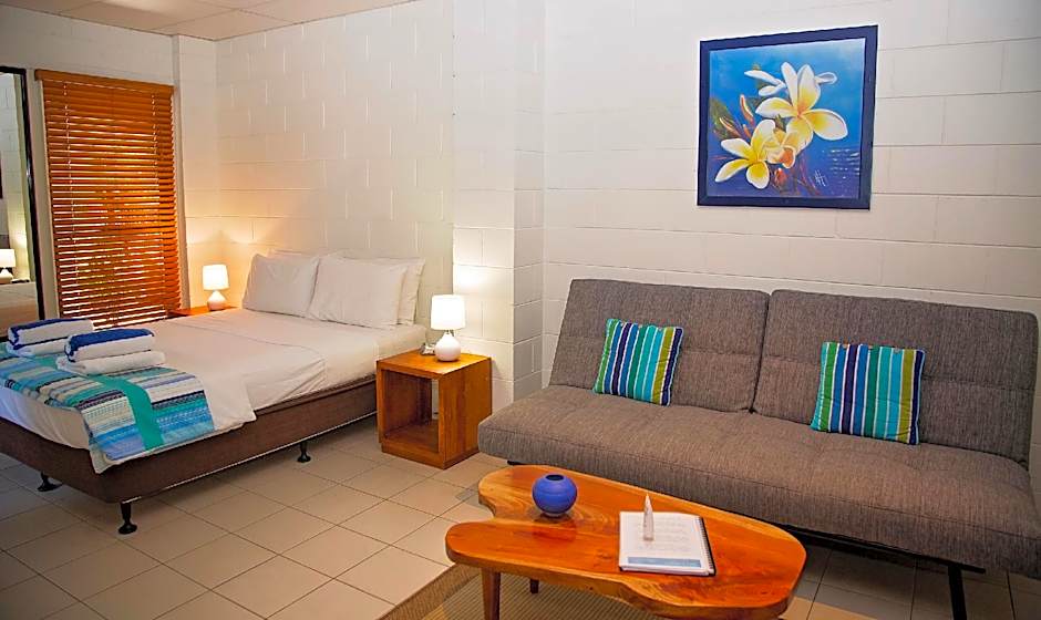 Apollo Jewel Beachfront Apartments