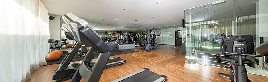 Paragon Lutong Hotel