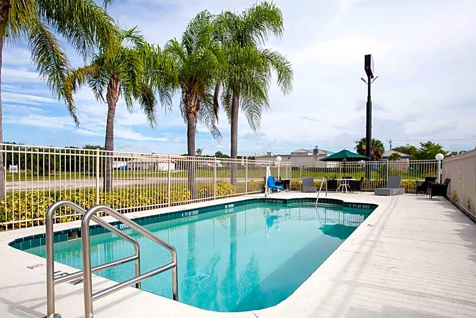 Howard Johnson by Wyndham Vero Beach/I-95