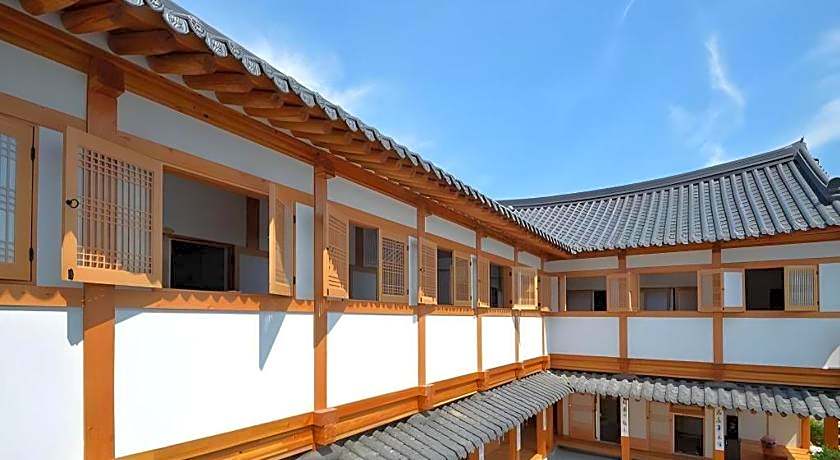 Nabijam Hanok Hotel