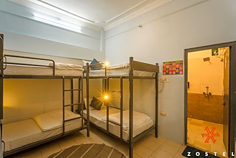 Bed in 4-Bed Mixed Dormitory Room