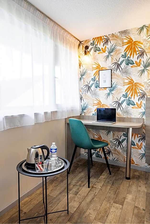 KYRIAD VALENCIENNES SUD - Rouvignies