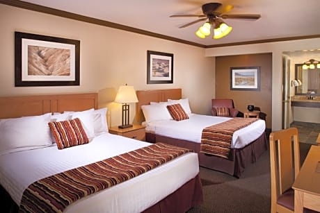 Deluxe Room With 2 Queen Beds