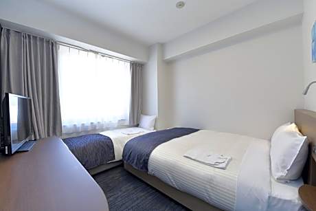 Single Room with Sofa Bed - Non-Smoking