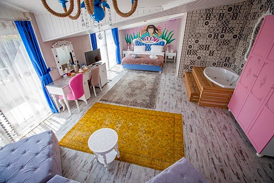 Limnades Hotel İznik