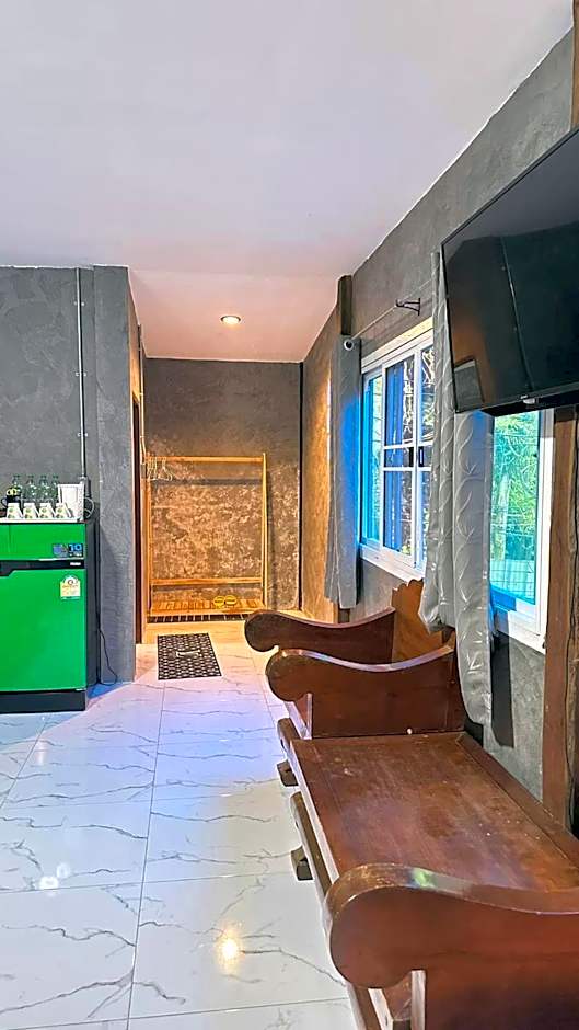 บ้านภทรพรรณ ขุนยวม แม่ฮ่องสอน PATARAPHAN HOUSE, Khunyuam, Maehongson, Thailand