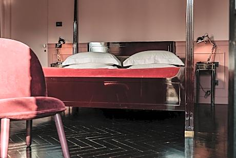 King Room with Balcony