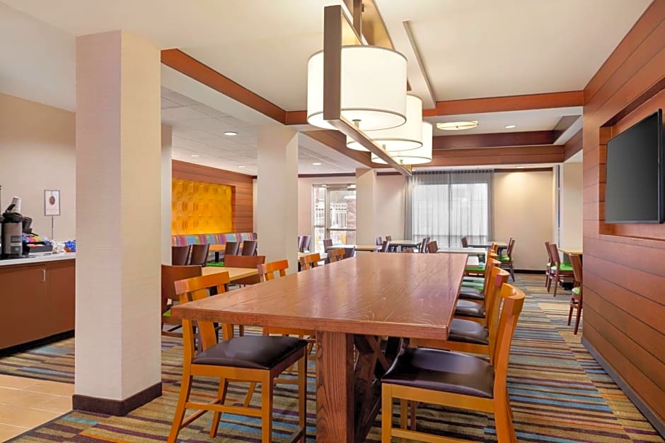 Fairfield Inn & Suites Las Vegas South