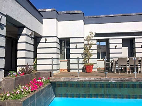 Orchids Lodge