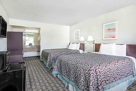 Double Room with Two Double Beds - Smoking