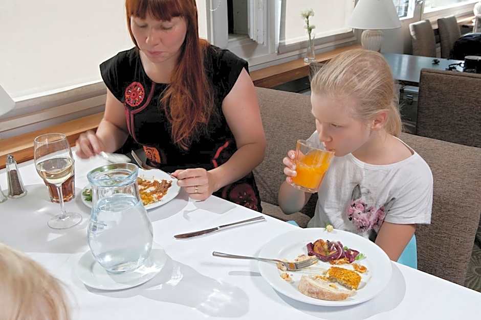 Hotel & Hostel Tallukka