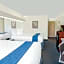 Microtel Inn & Suites by Wyndham Broken Bow