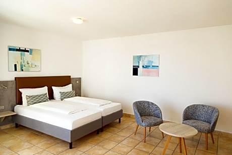 Studio Apartment with Sea View