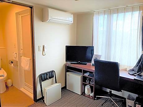 Single Room - Non-Smoking