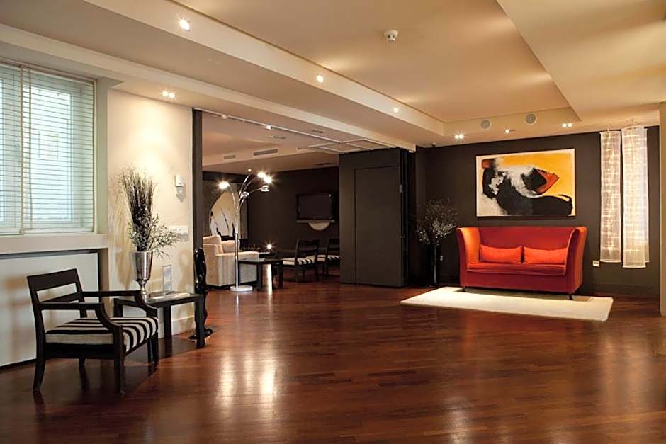 Hotel Moderno Puerta del Sol