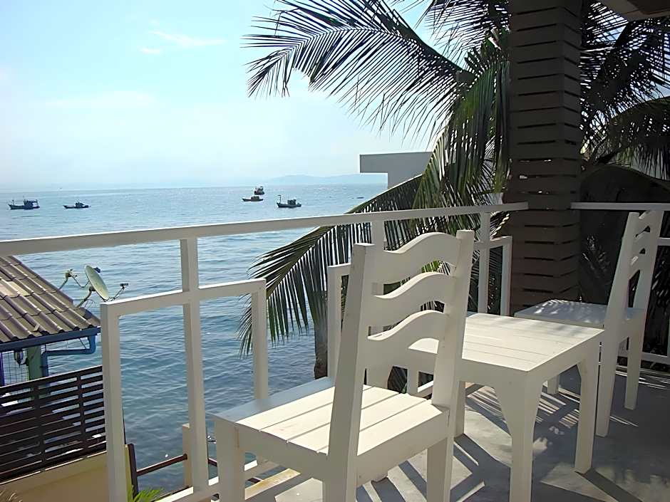 Sea beach Koh Larn 2 Hotel