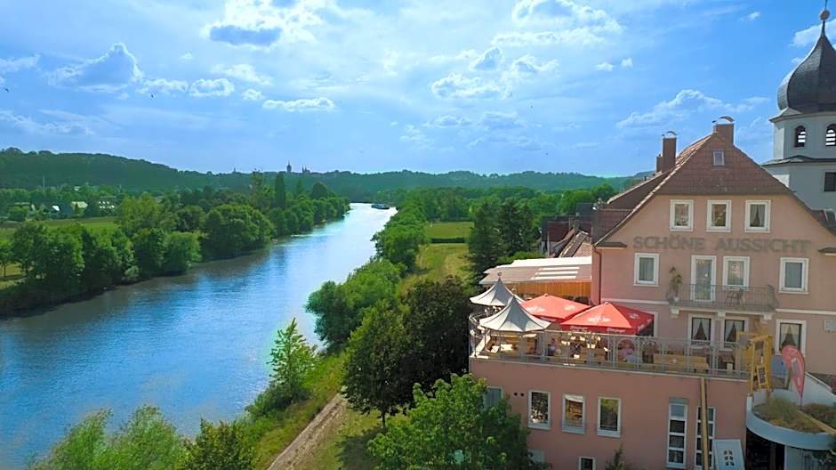 Hotel Schöne Aussicht renoviert