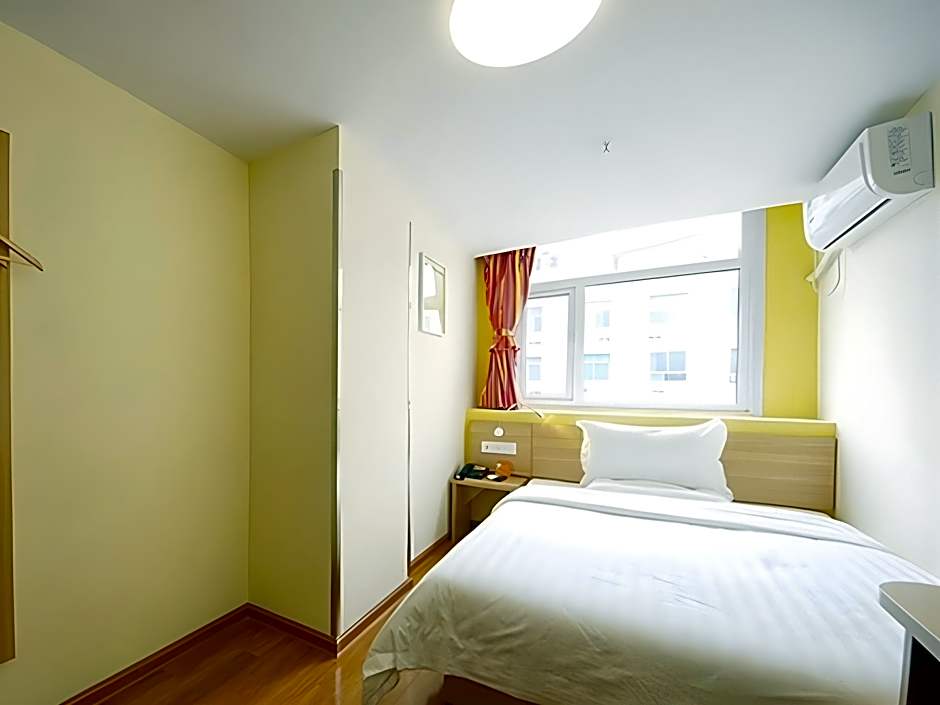 7 Days Inn Xi'an Zhonglou 4th Gulou Hospital Dachaishi