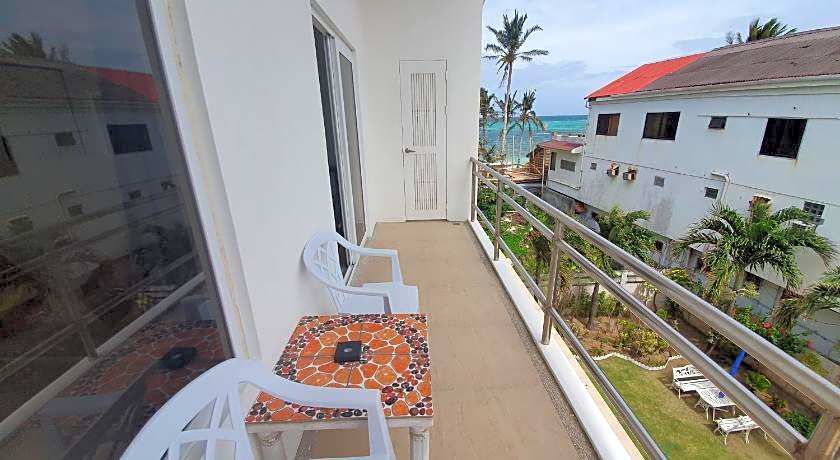 Clubboracay Apartelle