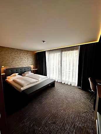 Suite with Balcony