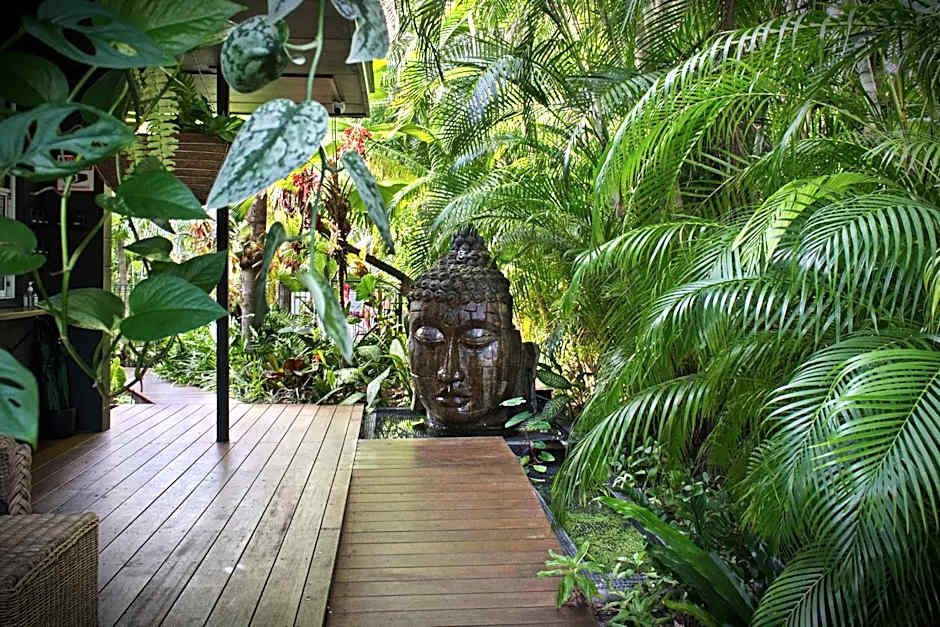 The Palms At Palm Cove