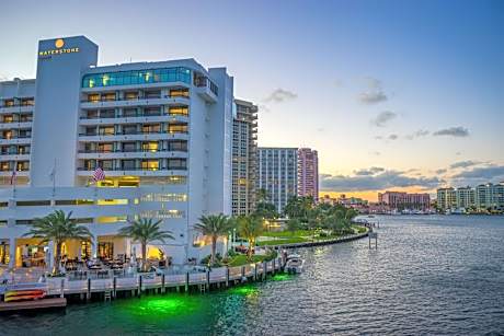 Waterstone Resort & Marina Boca Raton, Curio Collection by Hilton
