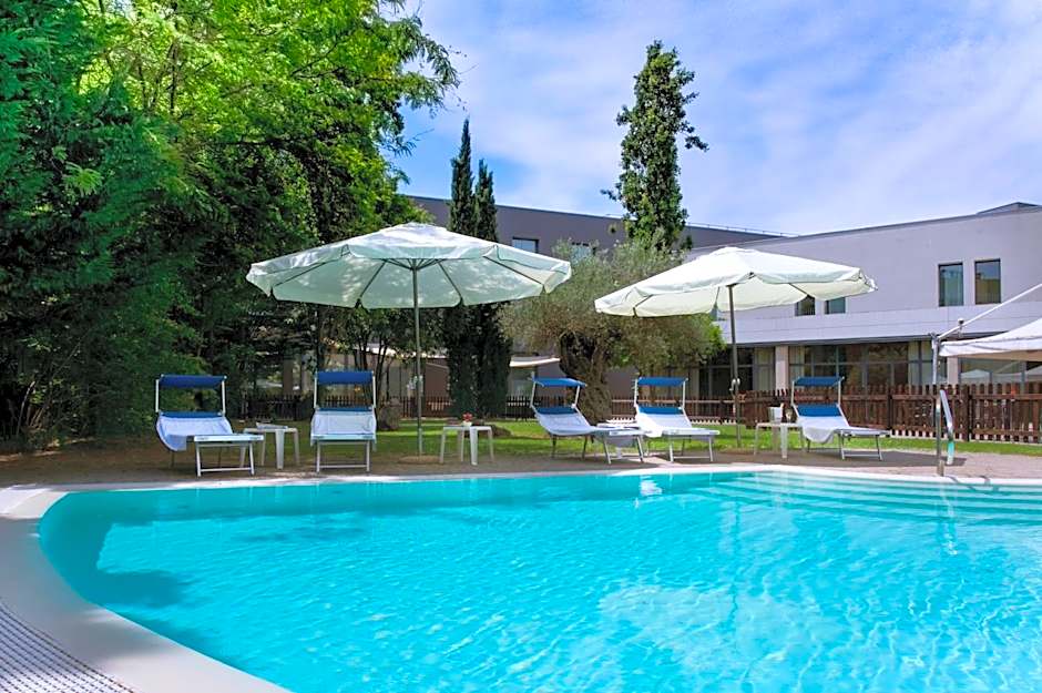 Cdh Hotel Parma & Congressi