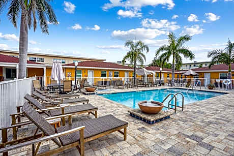 Upham Beach Inn - #2 Studio
