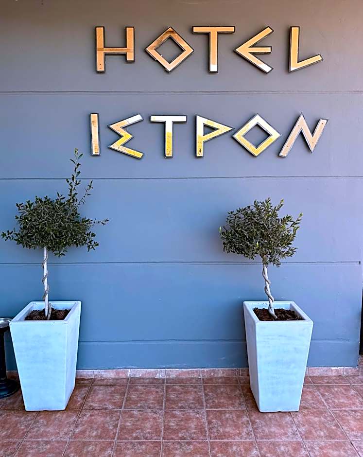 Kornilios Istron Hotel