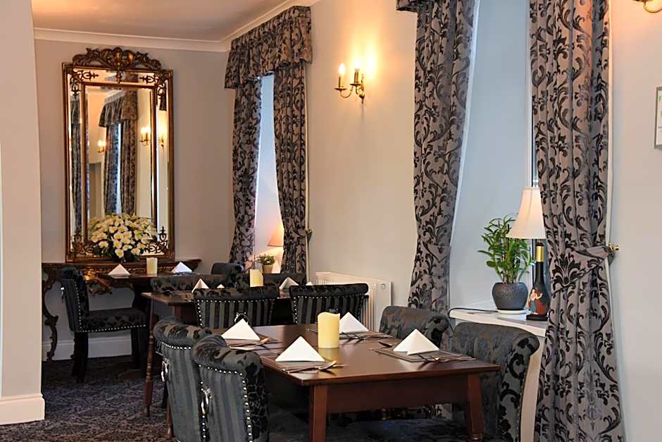 The Llanelwedd Arms Hotel