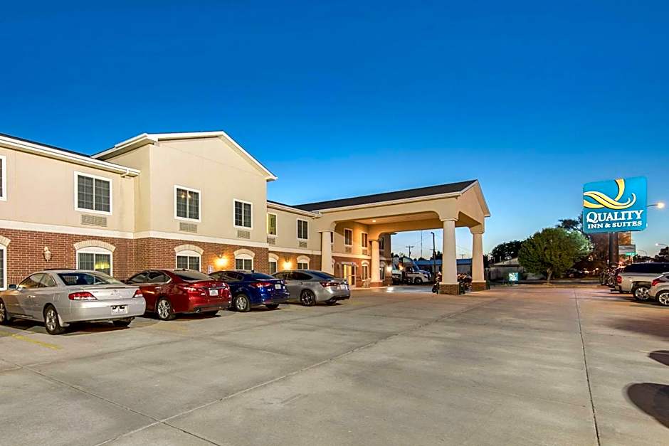 Quality Inn & Suites Clayton, NM